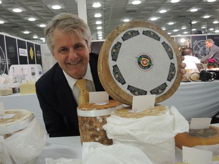 Der Schweizer Affineur Walo von Mühlenen ist erneut einer der erfolgreichsten Teilnehmer am World Cheese Award 2014 mit insgesamt 9 Auszeichnungen