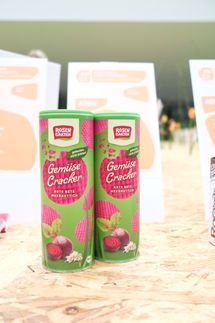 Gesund, lecker und Gemüse - Gemüsechips voll im Trend auf der BioFach 2015