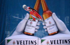 Veltins forciert die Wintersportpräsenz und verlängert das Hauptsponsoring der Vierschanzentournee bis 2017.