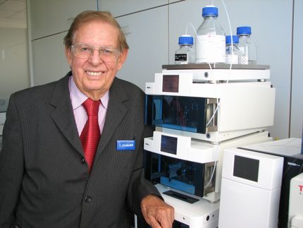Wegbereiter moderner Chromatografiesysteme wird 80 Jahre alt