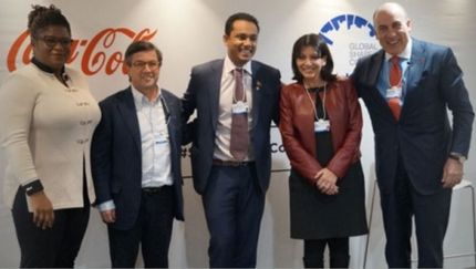 Global Shaper Lokesh Todi of the Grand Prize Winning Kathmandu Hub, with Yawa Hansen-Quao, Member of the Board, Global Shapers Community, President Luis Alberto Moreno, The Inter-American Development Bank, Mayor Anne Hidalgo, City of Paris, and Muhtar Kent, Chairman and CEO, The Coca-Cola Company