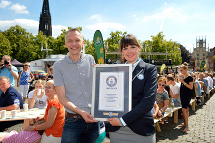 211,82 Meter Picknickerlebnis mitten in Münster Arla Kærgården® knackt Weltrekord