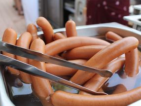 US firm recalls over 3,200 tons of hot dogs amid bone fragment fears