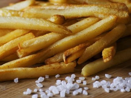 Krebsrisiko durch Pommes und Co? Neue EU-Regeln gegen Acrylamid