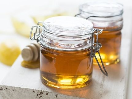 Honig ist der beliebteste, natürliche Brotaufstrich
