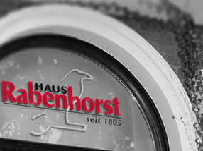 Ihre Anfrage an Jeschenko MedienAgentur Köln GmbH, Haus Rabenhorst O. Lauffs GmbH & Co. KG