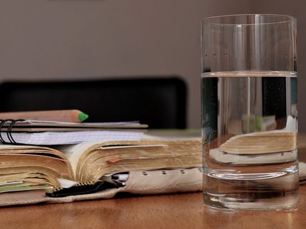 Why alcohol, sugar lead to thirst