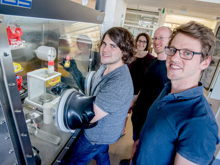 Neuartige chemische Verbindungen machen Katalysatoren effizienter