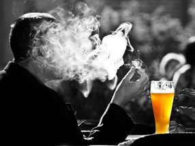Studie verdeutlicht Schädigungen des Gehirns durch Alkohol- und Zigarettenkonsum