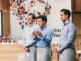 Das Gründerteam von waterdrop: Christoph Hermann, Martin Murray und Henry Wieser bei der Fernsehshow "Höhle der Löwen".