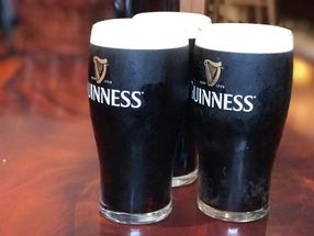 Guinness-Hersteller Diageo bleibt im Aufwind