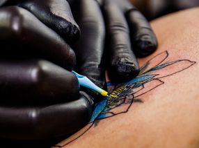Beschränkung für gefährliche Stoffe in Tattoo-Tinten