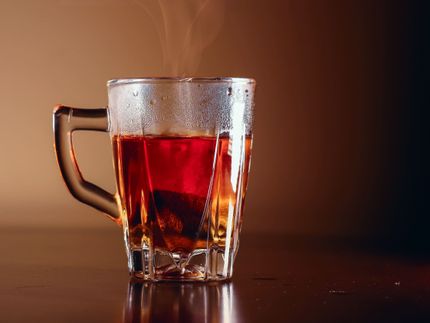 Sehr heißer Tee erhöht das Risiko für Speiseröhrenkrebs