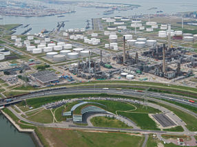 BP, Nouryon und der Rotterdamer Hafen schließen Partnerschaft zur Erforschung von grünem Wasserstoff