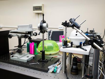 Mit der Kaffeemaschine zu effizienteren Ionenfallen