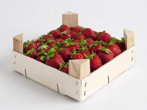 Verpackungen aus Holz stehen bei den Erzeugern von Erdbeeren immer noch ganz hoch im Kurs.