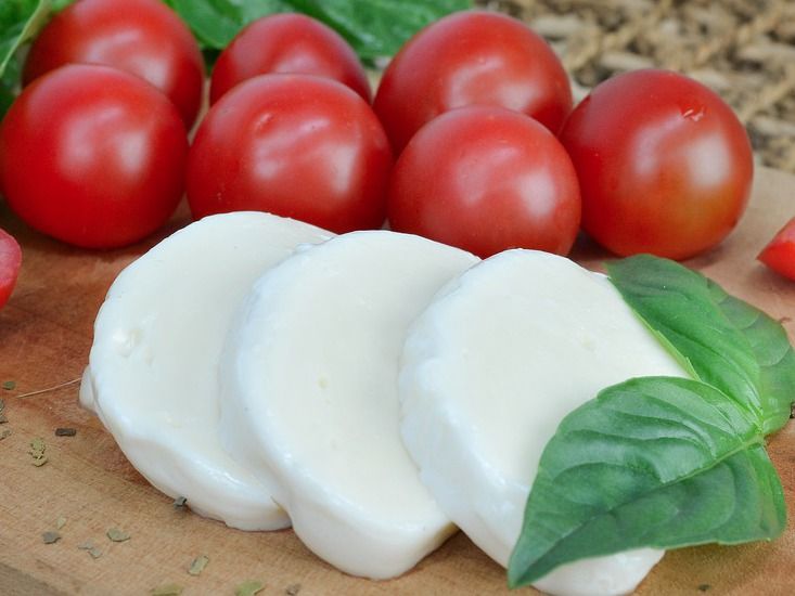 Mozzarella oft stark mit Keimen belastet - 9 von 22 Produkten erhielten „nicht zufriedenstellende“ Bewertung