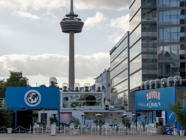 OREO Pop-up World eröffnet - Für kurze Zeit die beliebten OREO Kekse in Köln und Potsdam probieren, erleben und entdecken