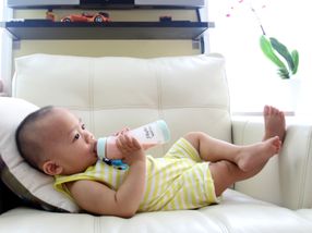 Milchpulver für Babys verunreinigt - Wie schlimm sind Öl-Spuren?