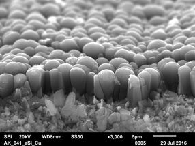 Neue Dünnschicht-Elektroden aus Silizium und Lithium für die »Forschungsfabrik Batterie«