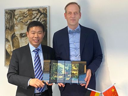 Chinesische Nahrungsergänzungsmittel-Hersteller informieren sich bei Diapharm in Frankfurt