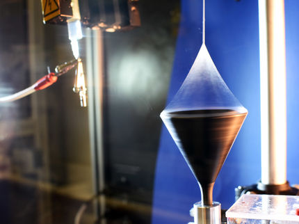 Light, strong, and tough: Researchers discover unique polymer fibres