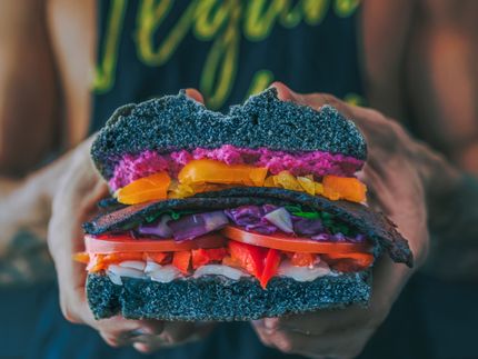 Vegane Snackeinführungen haben sich in den letzten fünf Jahren knapp verdoppelt