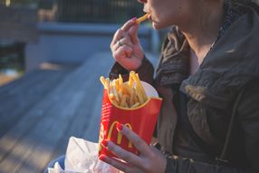 Fast food, organic food and energy drinks: New data on dietary behaviour