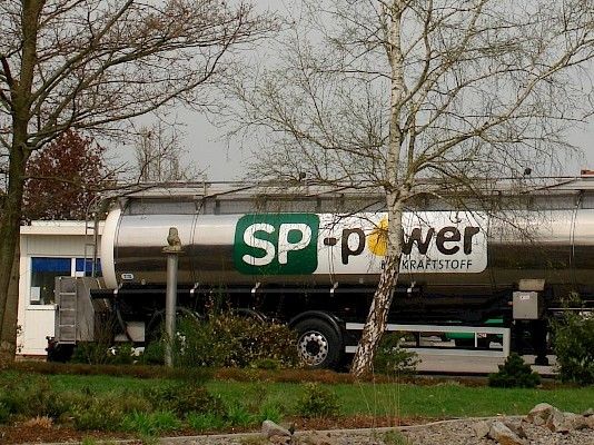 Wiesenhof appelliert an Politik: Steuern für nachhaltigen Biokraftstoff aus Geflügelresten senken