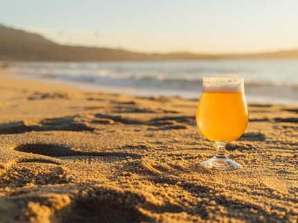 Philippine beer tycoon allied with late dictator dies