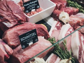 Umfrage: Mehrheit der Bürger will schärfere Gesetze für Fleischmarkt