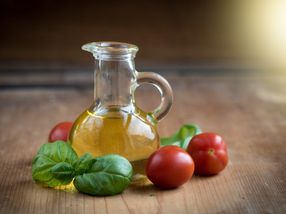 Behörden untersuchen möglichen Betrug bei Olivenöl und vanillehaltigen Erzeugnissen