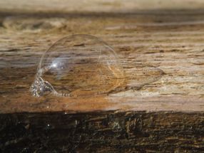 Seifenblasen aus Holz