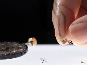 El primer sensor montado en la punta del dedo del mundo que mantiene la sensibilidad del usuario