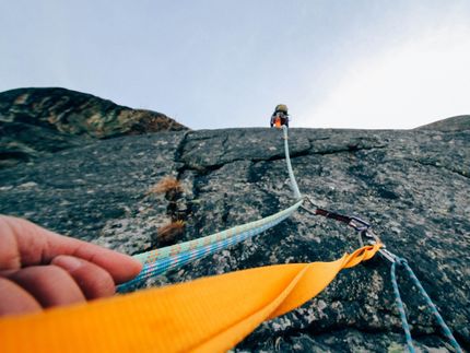 When damaged ropes change color