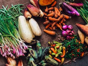 How we can reduce food waste and promote healthy eating