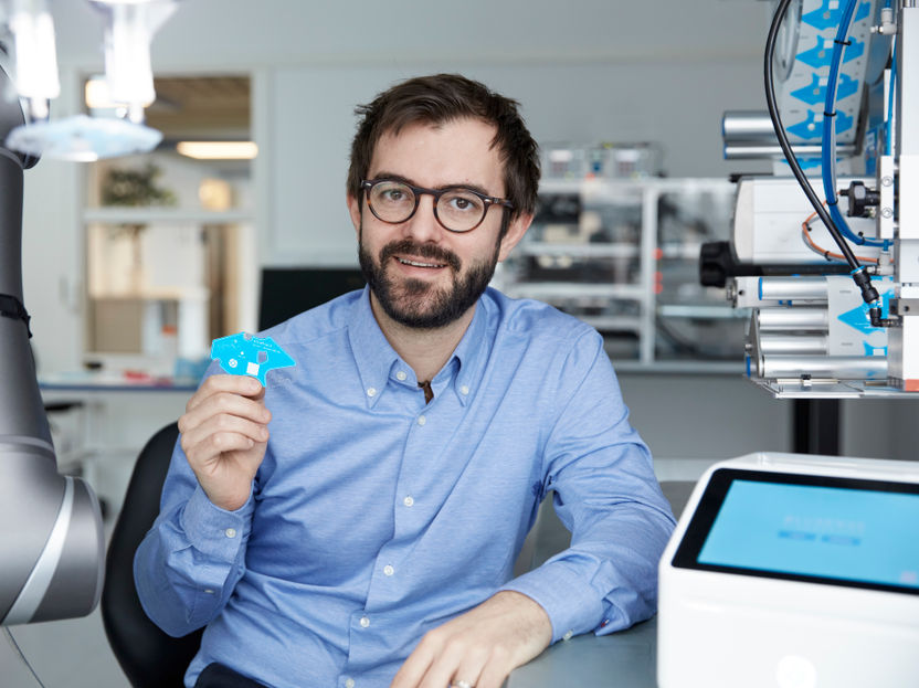 Simple to use device rapidly detects infectious diseases - Marco Donolato and team named European Inventor Award 2021 finalists