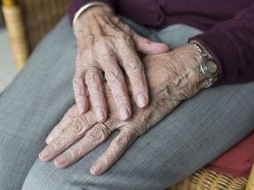 Bayer betritt Neuland: Studien mit Gen- und Zelltherapien bei Parkinson starten
