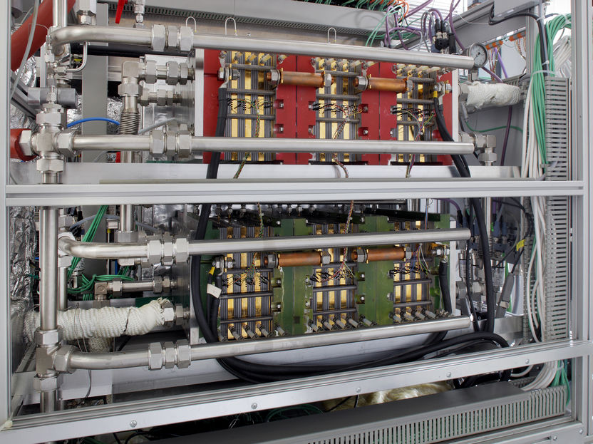 Effizientere Stromversorgung von Lkw - Neues System setzt auf Hochtemperatur-Polymerelektrolyt-Brennstoffzellen