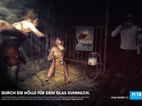 Dieses PETA-Motiv mit Anja Zeidler darf in der Schweiz nicht plakatiert werden.