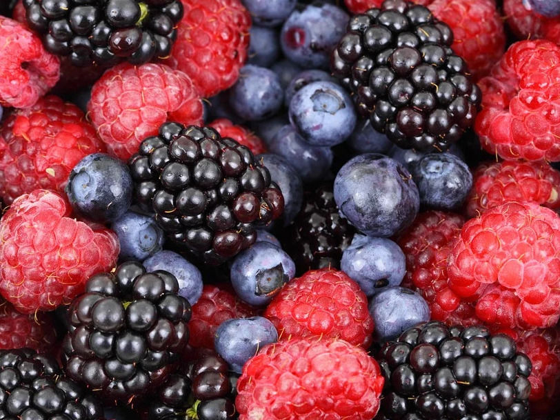 2021: Internationales Jahr für Obst und Gemüse - Pro-Kopf-Verbrauch von Strauchbeeren: 5,1 Kilogramm