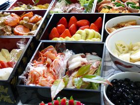 Studie zeigt, dass die Wahl der Lebensmittel an einem "All-you-can-eat"-Buffet mit der Wahrscheinlichkeit einer Gewichtszunahme zusammenhängt