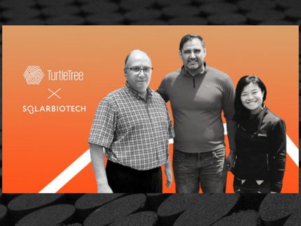 Alex Berlin (left), Founder, CEO & CTO of Solar Biotech, meeting Max Rye (middle), CSO of TurtleTree, and Fengru Lin (right), CEO of TurtleTree