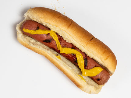 Bild eines Hot Dogs mit Senf