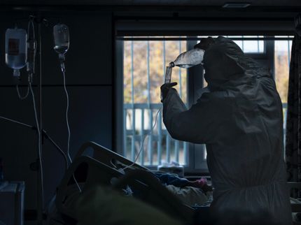 Anhaltende Fehlfunktion in natürlichen Killerzellen hat Anteil an schweren COVID-19-Verläufen