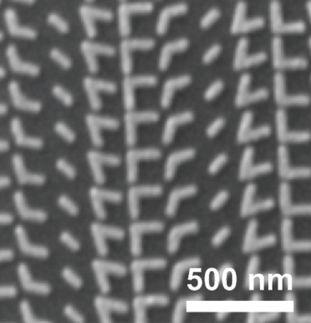 Berkeley Lab researchers use metamaterials to observe giant photonic spin hall effect