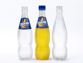 Prototypen von Orangina-Flaschen aus 100% pflanzlichem PET, ohne Verschlüsse und Etiketten
