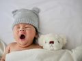 Schlafmuster von Babys hängt mit Darmbakterien zusammen