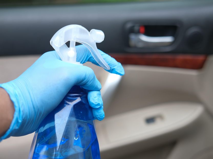 El volante del coche tiene más bacterias que un retrete: ¿cómo