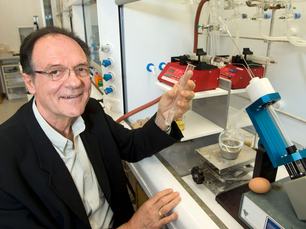 New whirl on mixing liquids - Fluidic device finds novel way to make oil and water attract